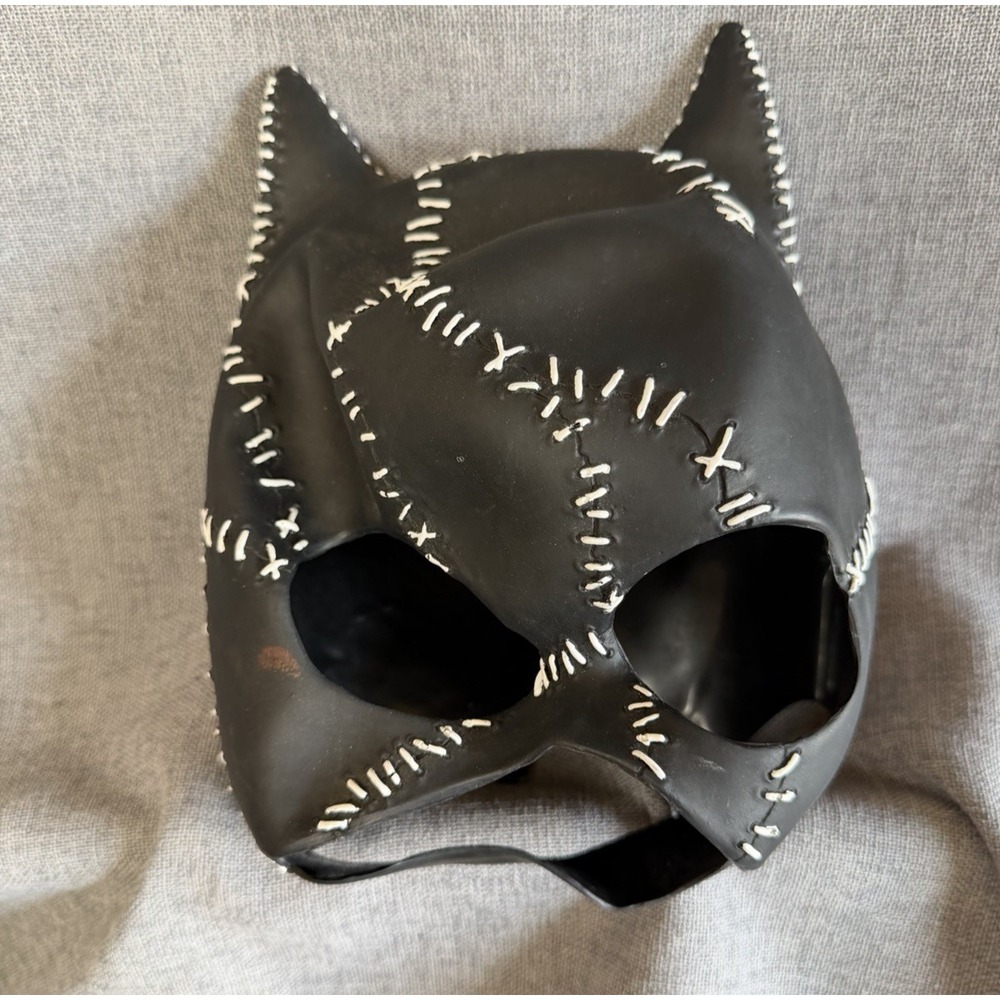 Vintage 1992 Batman Returns Catwoman Rubber Mask Michelle Pfeiffer Cat Woman